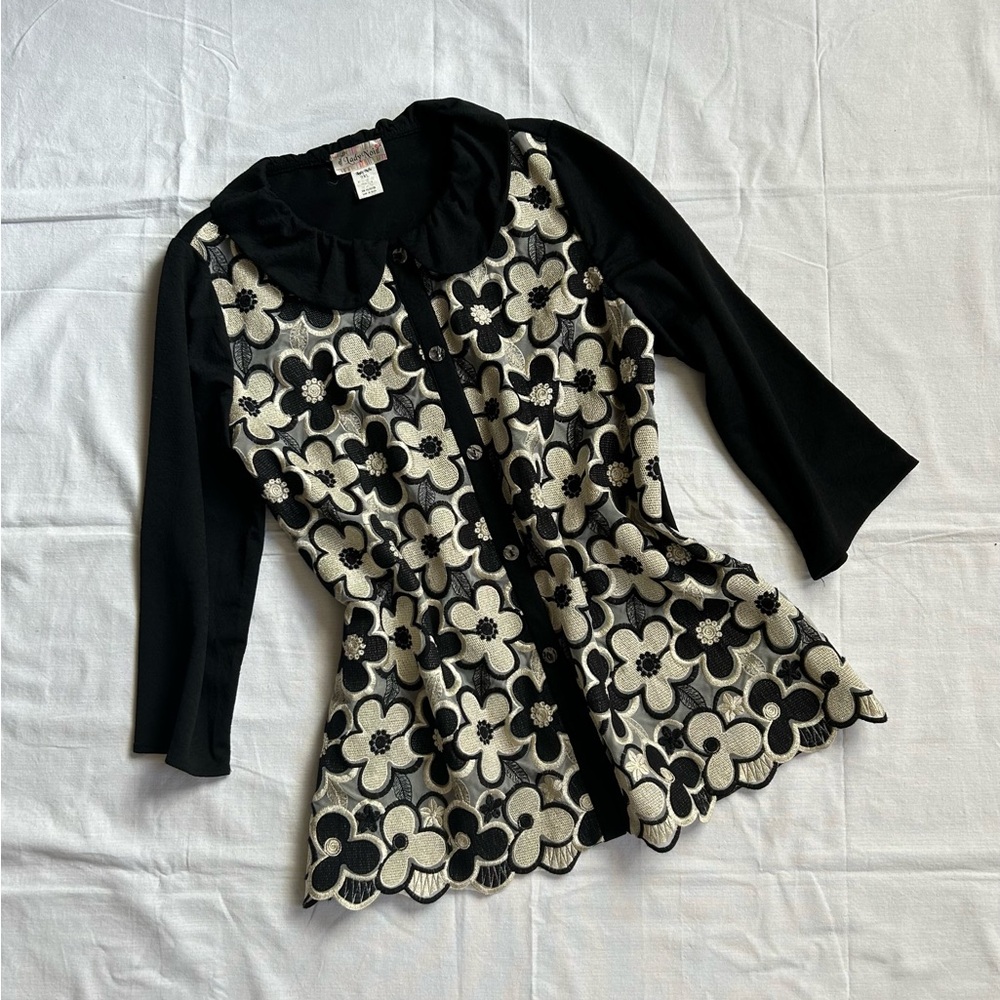 Vintage | Lady Noiz Gold and Black Flower Embroidered Formal Blouse